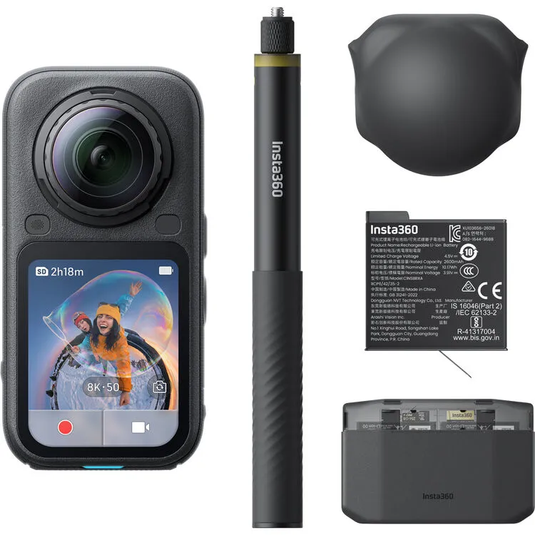 Insta360 X6 Essential Bundle (Black)